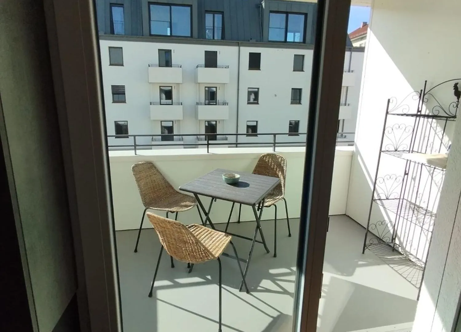 アパート Citysuite Englischer Garten 2 Zimmer Apatment Ruhig & Privat Parking ミュンヘン