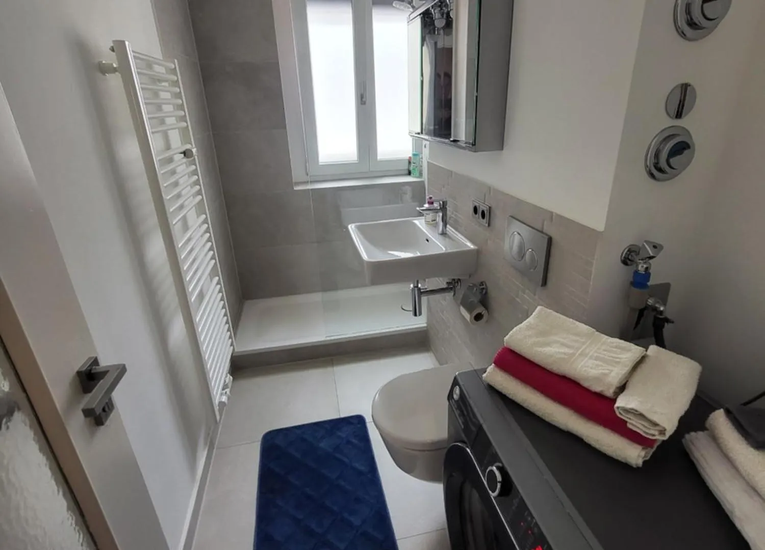 Citysuite Englischer Garten 2 Zimmer Apatment Ruhig & Privat Parking ミュンヘン 0*,  ドイツ